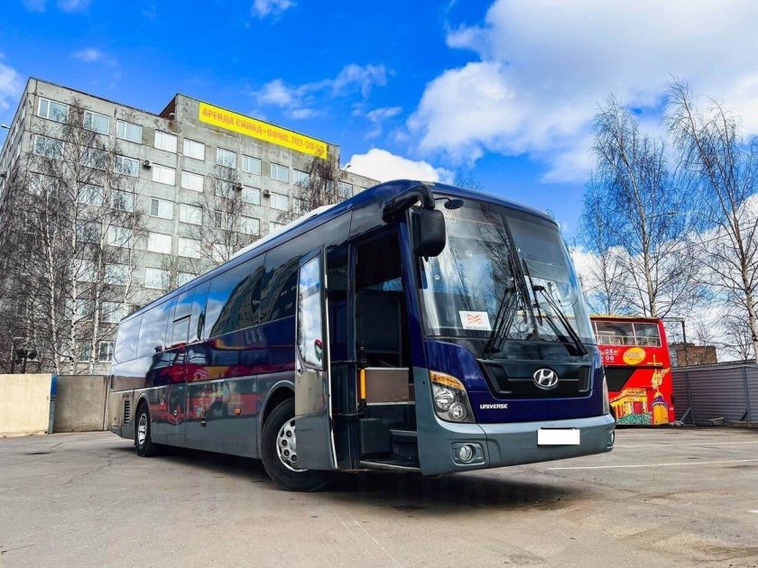 Hyundai Universe 2011