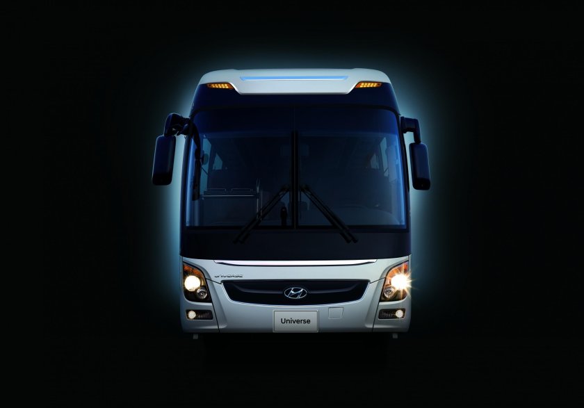Хундай Юниверсал автобус