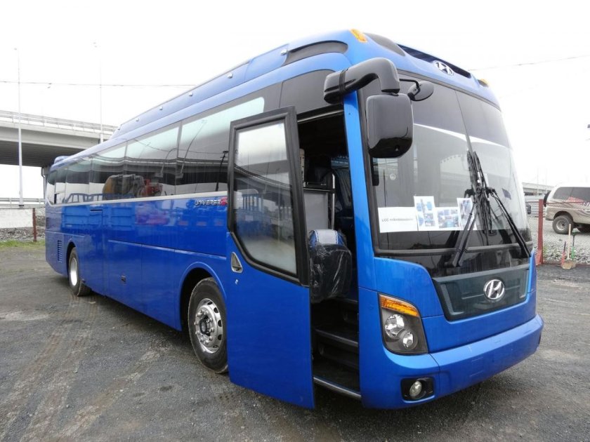 Hyundai Universe Space Luxury 45 мест