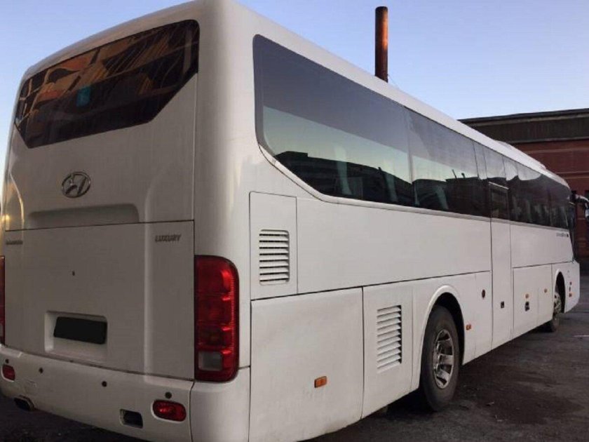 Hyundai Universe Space Luxury 45 мест