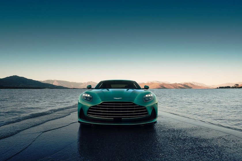 Астон Мартин 2024