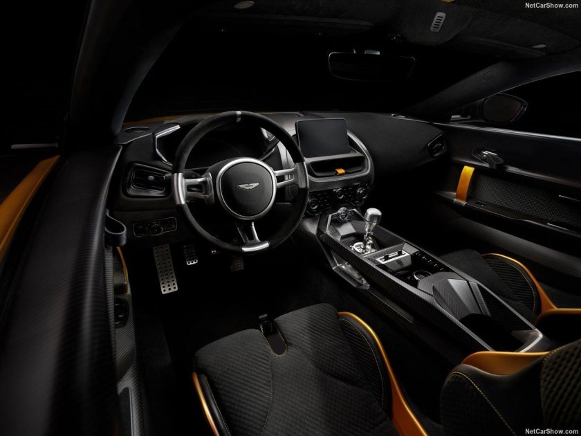 Aston martin vantage