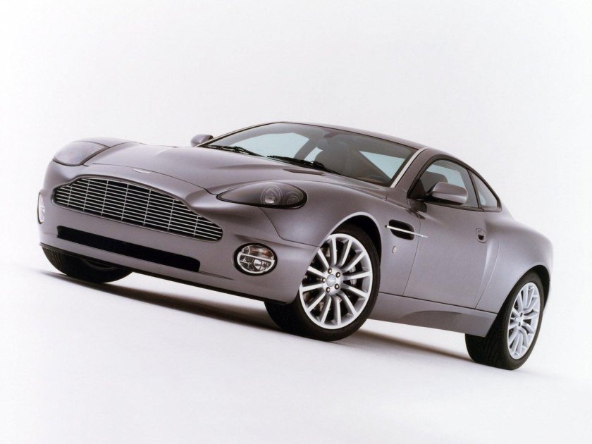 Aston Martin v12 Vanquish 2001