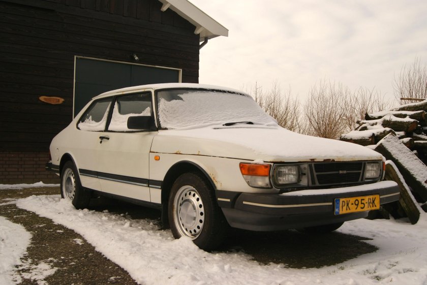Сааб 1986