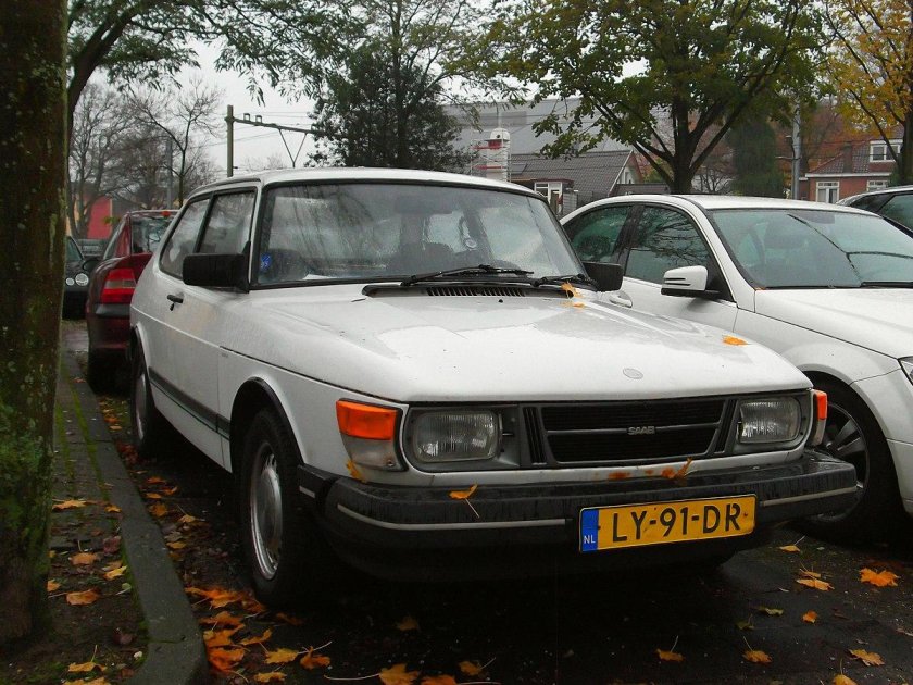 Saab 90