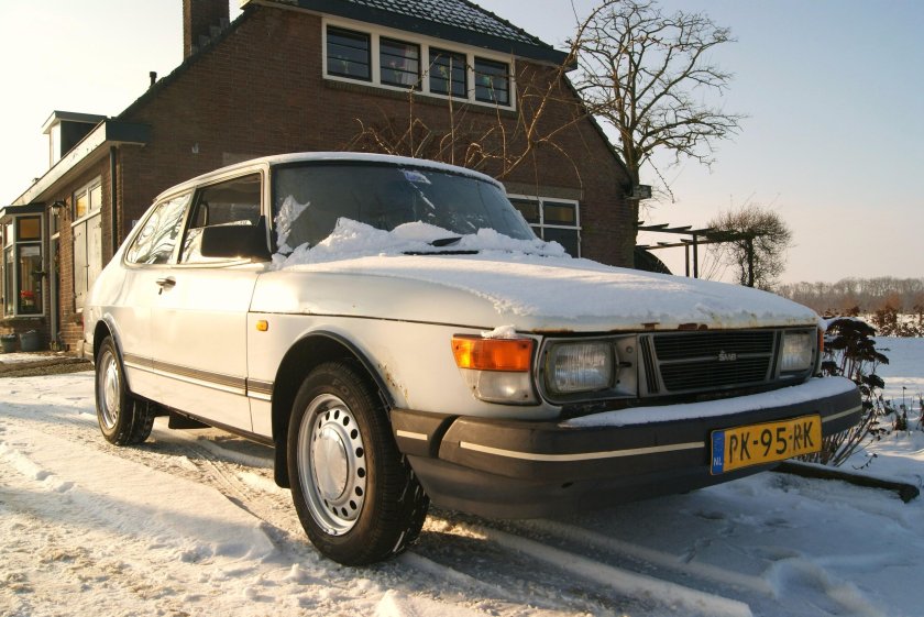 Saab 1986