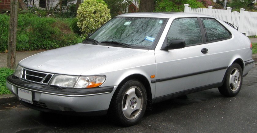 Saab 900s