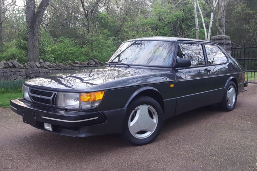 Saab 900 Wagon
