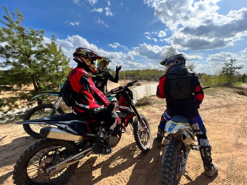 Урал турэодуро мотоцикл