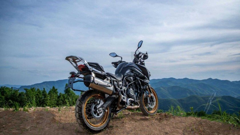 Мотоциклы эндуро турист