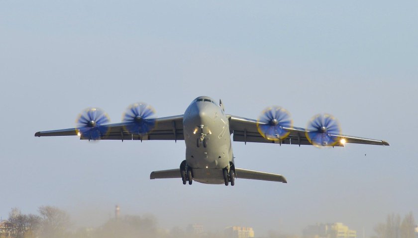 Антонов АН-70