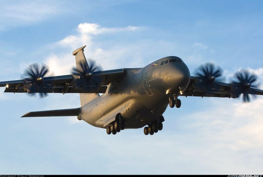 Антонов АН-70