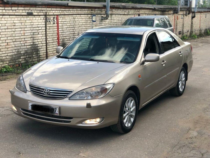 Toyota Camry 2004 2.4