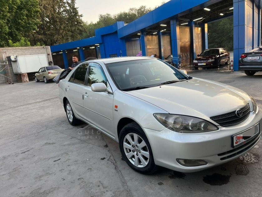 Toyota Camry 35