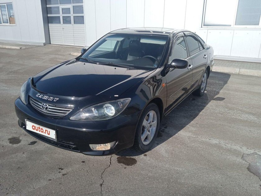 Тойота камри 2005г