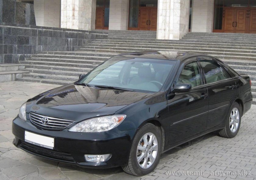 Toyota Camry 35