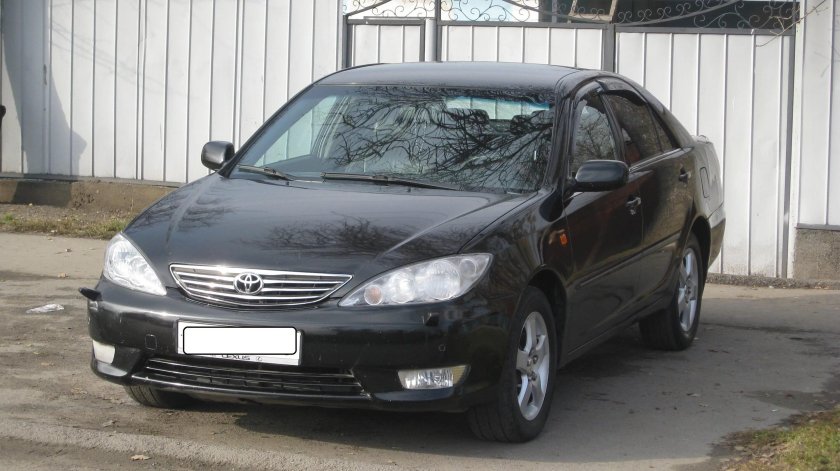 Тойота Камри 35 черная