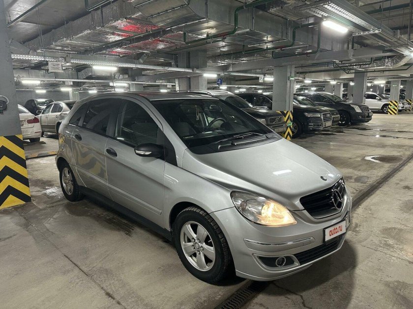Mercedes-benz b 200 2008