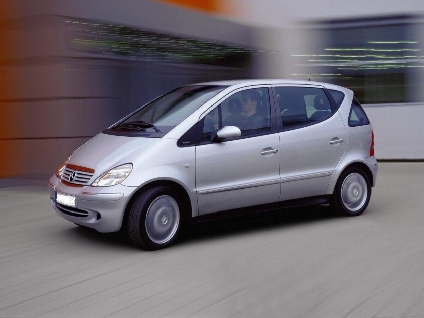 Мерседес Бенц w168