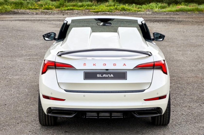 Шкода Slavia