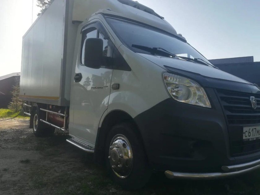 Боковой обвес на Газель Некст