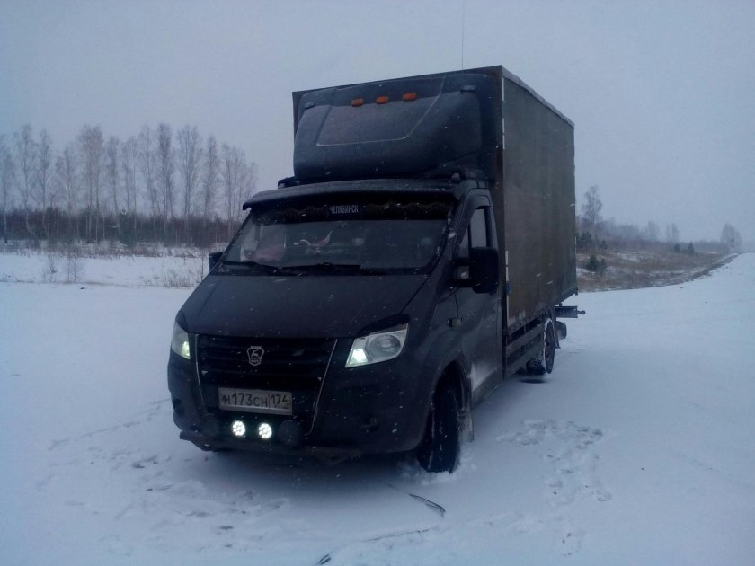 Газель Некст со спальником