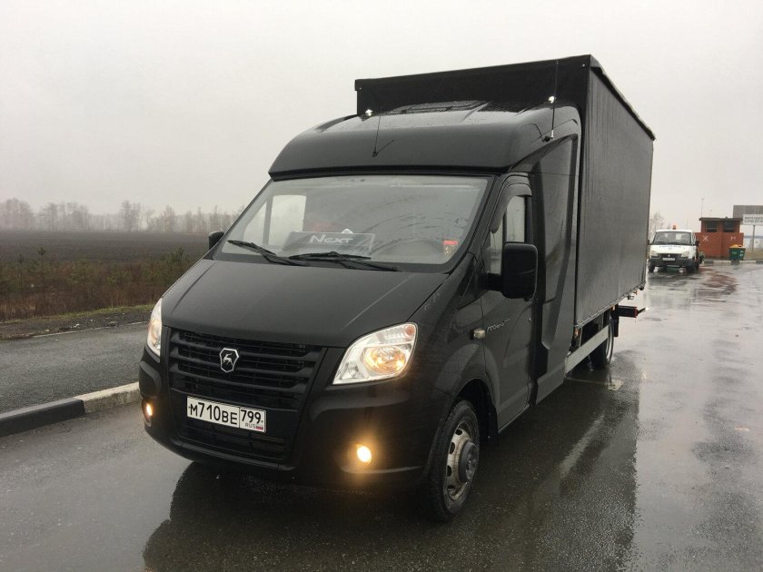 Газель Некст фургон черный