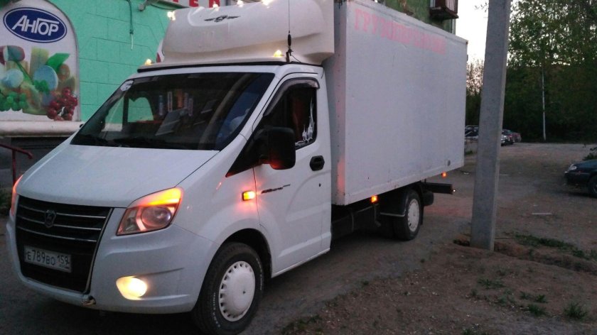 Газель Некст с термобудкой