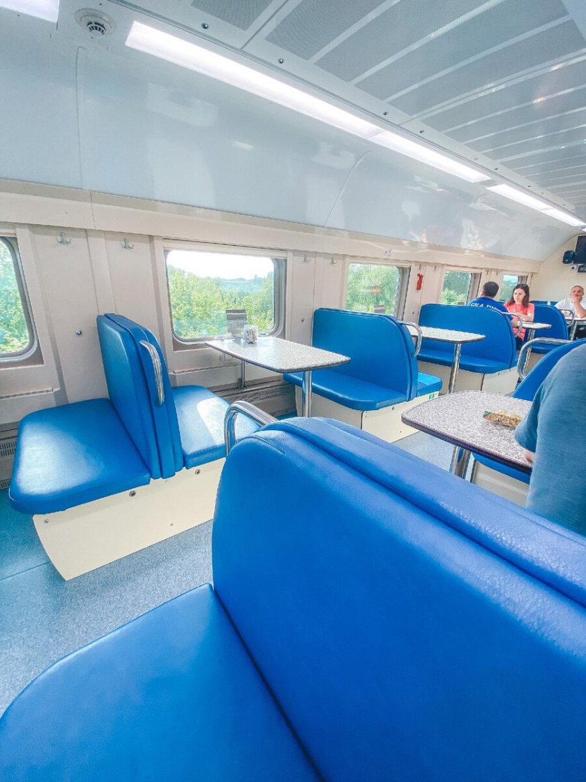 Поезд северная пальмира двухэтажный