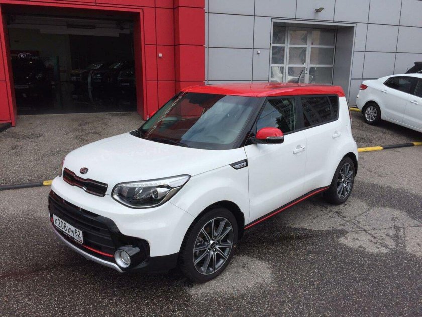 Киа соул белая 2016