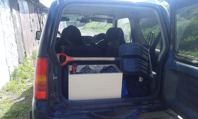 Suzuki Jimny 2004 багажник
