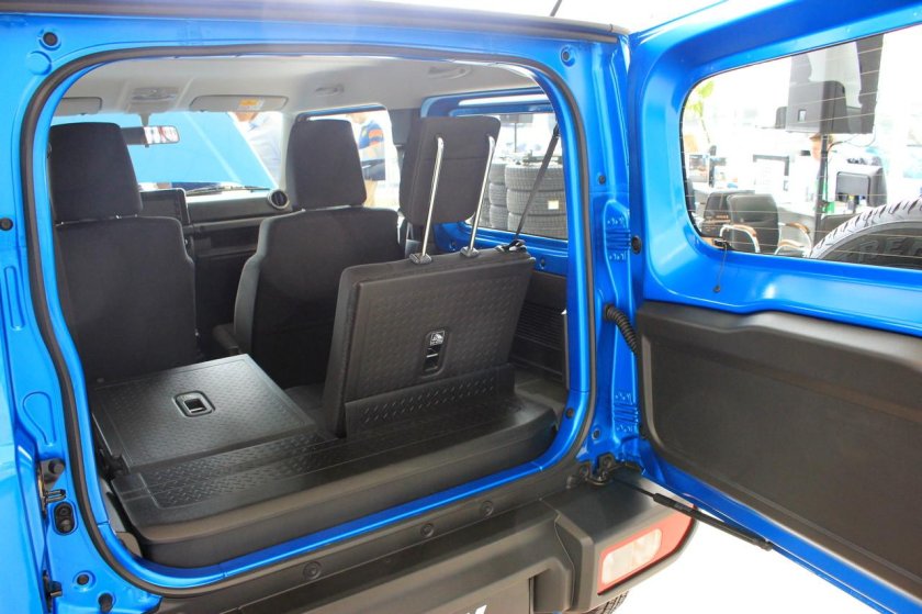 Suzuki Jimny багажник