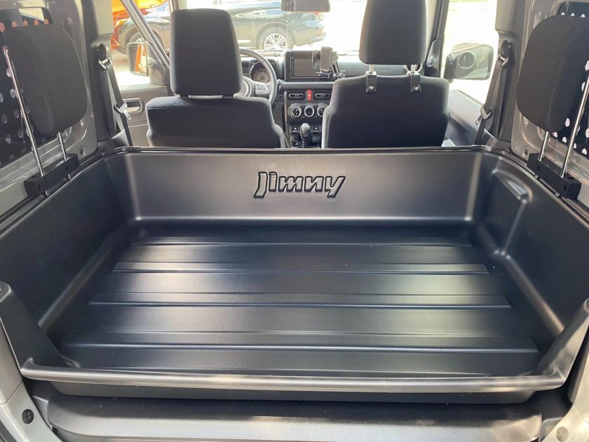 Сузуки Джимни поддон в багажник