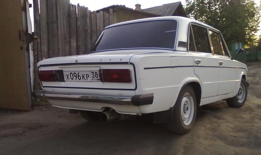 ВАЗ 2106 зад