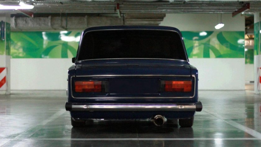 ВАЗ 2106 черная