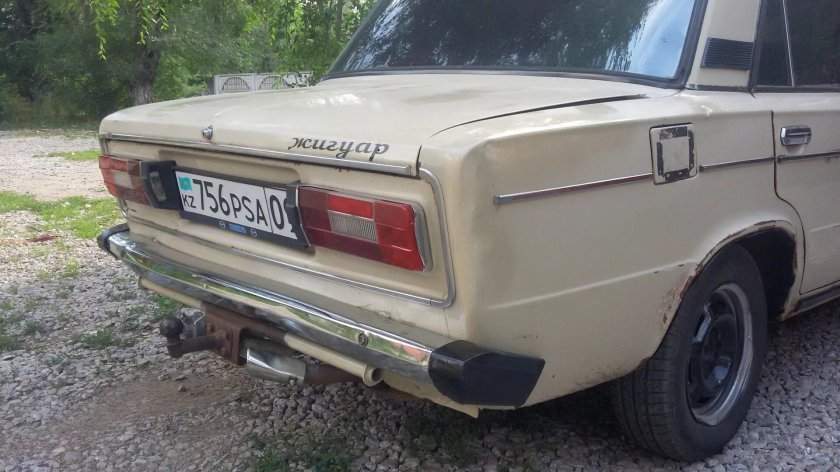 Лада 2106 сзади
