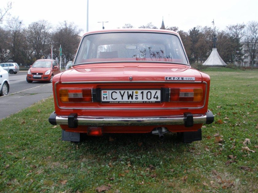 ВАЗ 2106 задняя часть