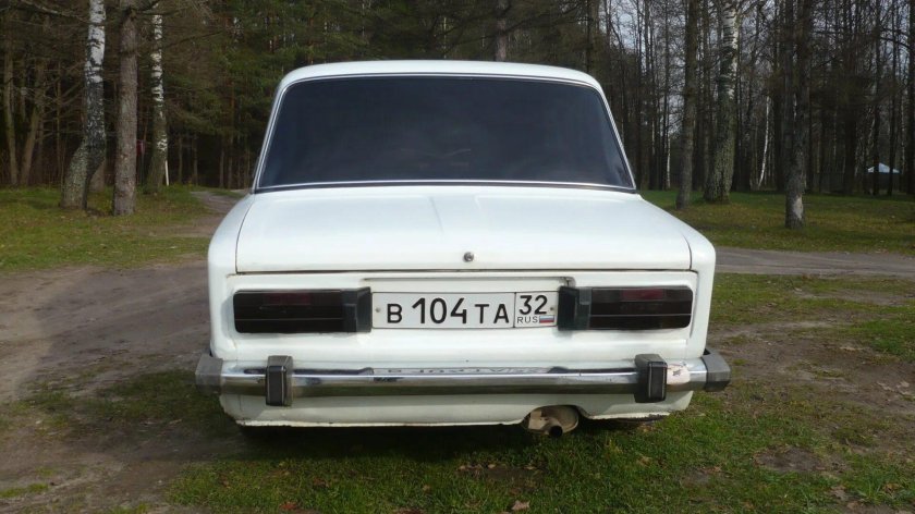 ВАЗ 2106 белая тонированная