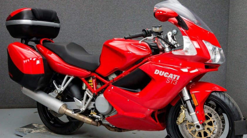 Ducati st3