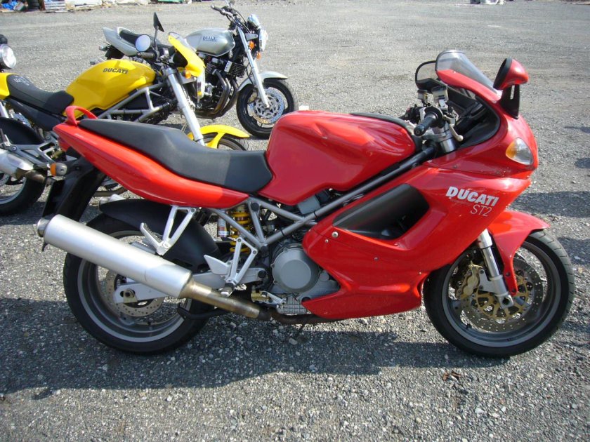 Ducati st2