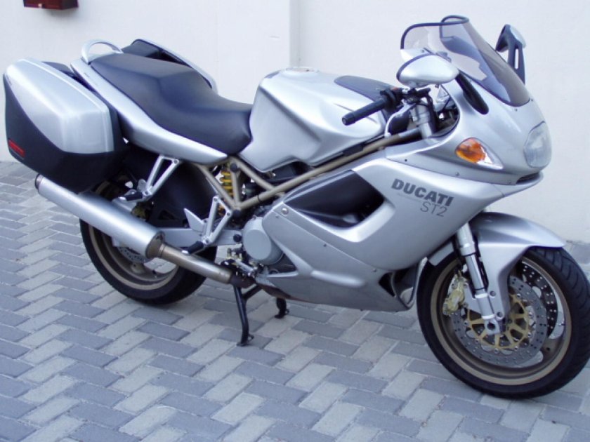 Ducati st2