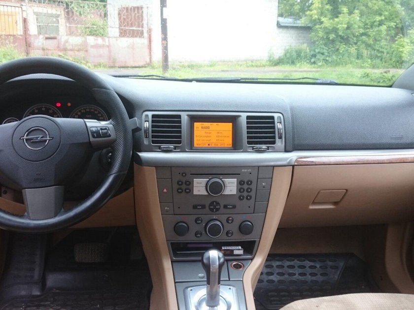 Opel Vectra 2008 салон