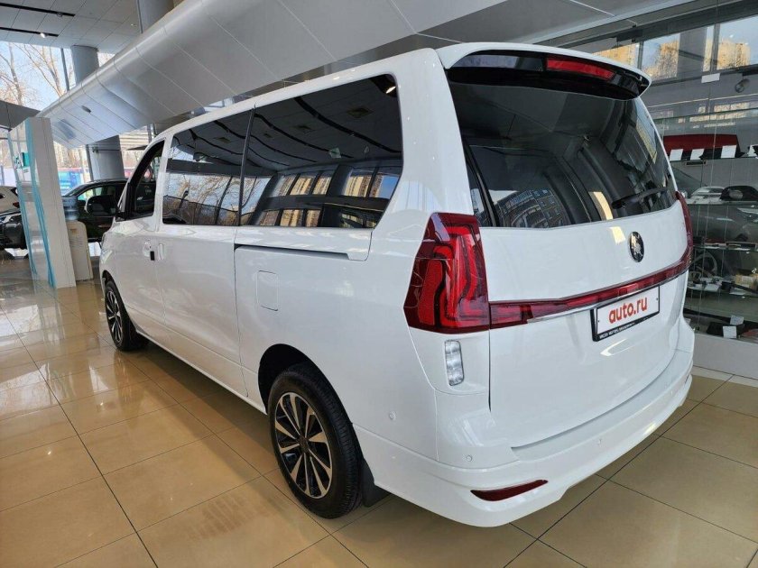 Чанган минивэн 2023