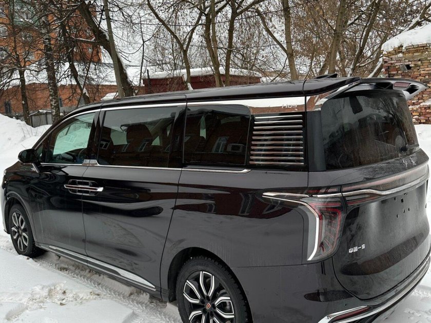 Минивэн китайский