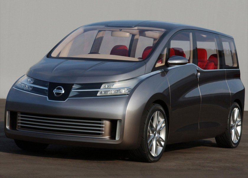 Минивэн Nissan 2022