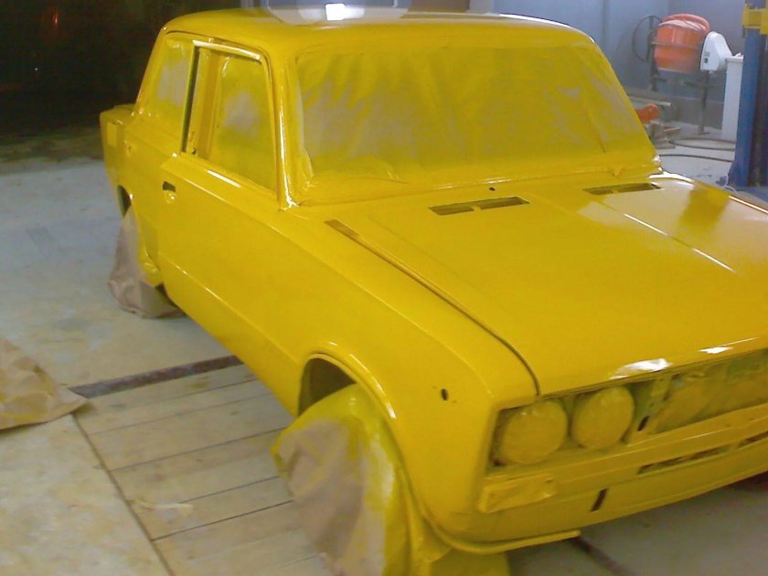 ВАЗ 2101 желтый металлик