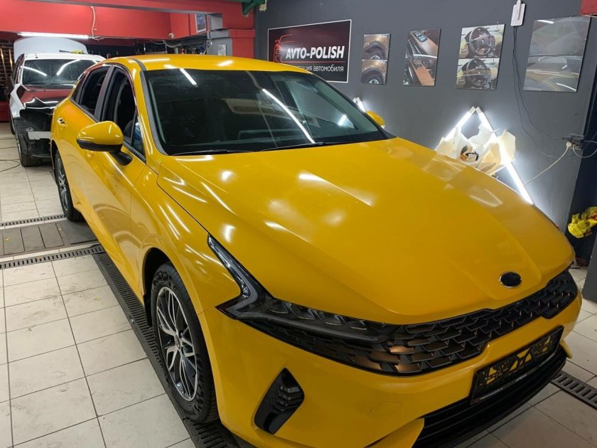 Киа к 5 желтая