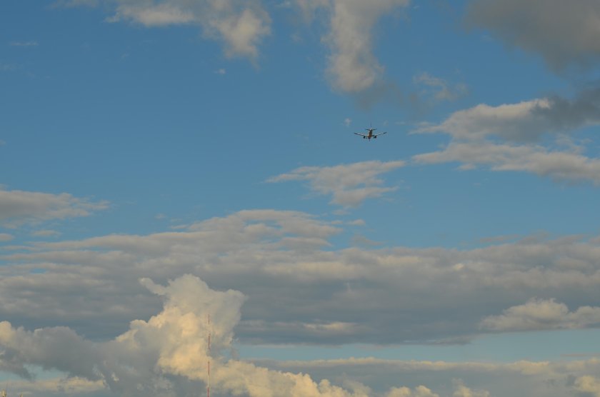 Истребитель в небе