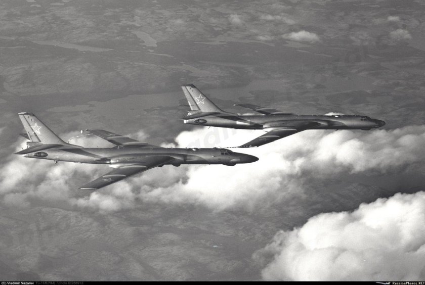 Бомбардировщик реактивный ту-16