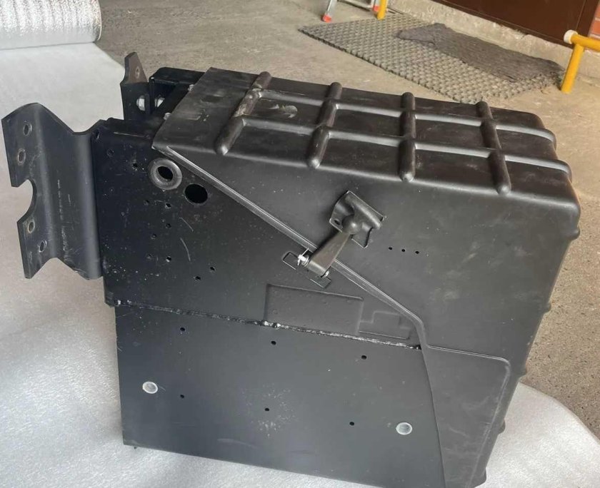 Ящик акб камаз